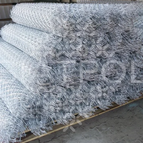 Galvanized fencing mesh