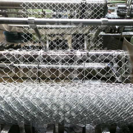 Galvanized fencing mesh