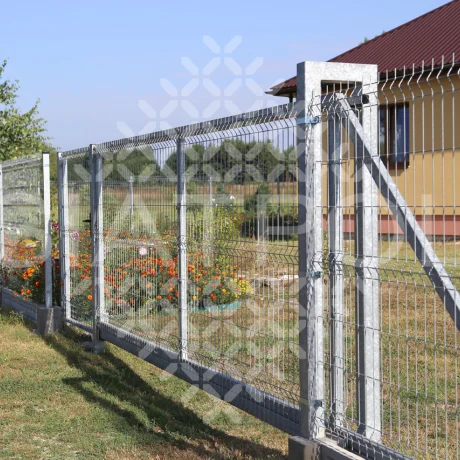 Galeria realizacji bram przesuwnych wypełnionych panelem