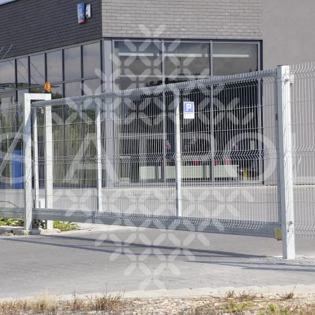 Galeria realizacji bram przesuwnych wypełnionych panelem